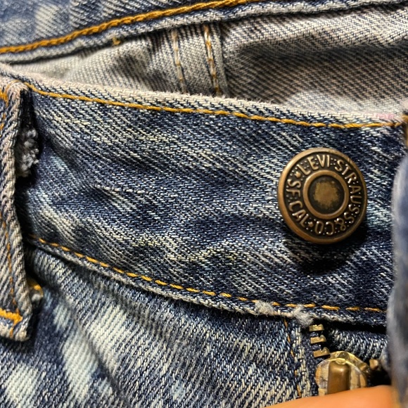 Levi acid wash vintage one of a kind shorts - Picture 7 of 7